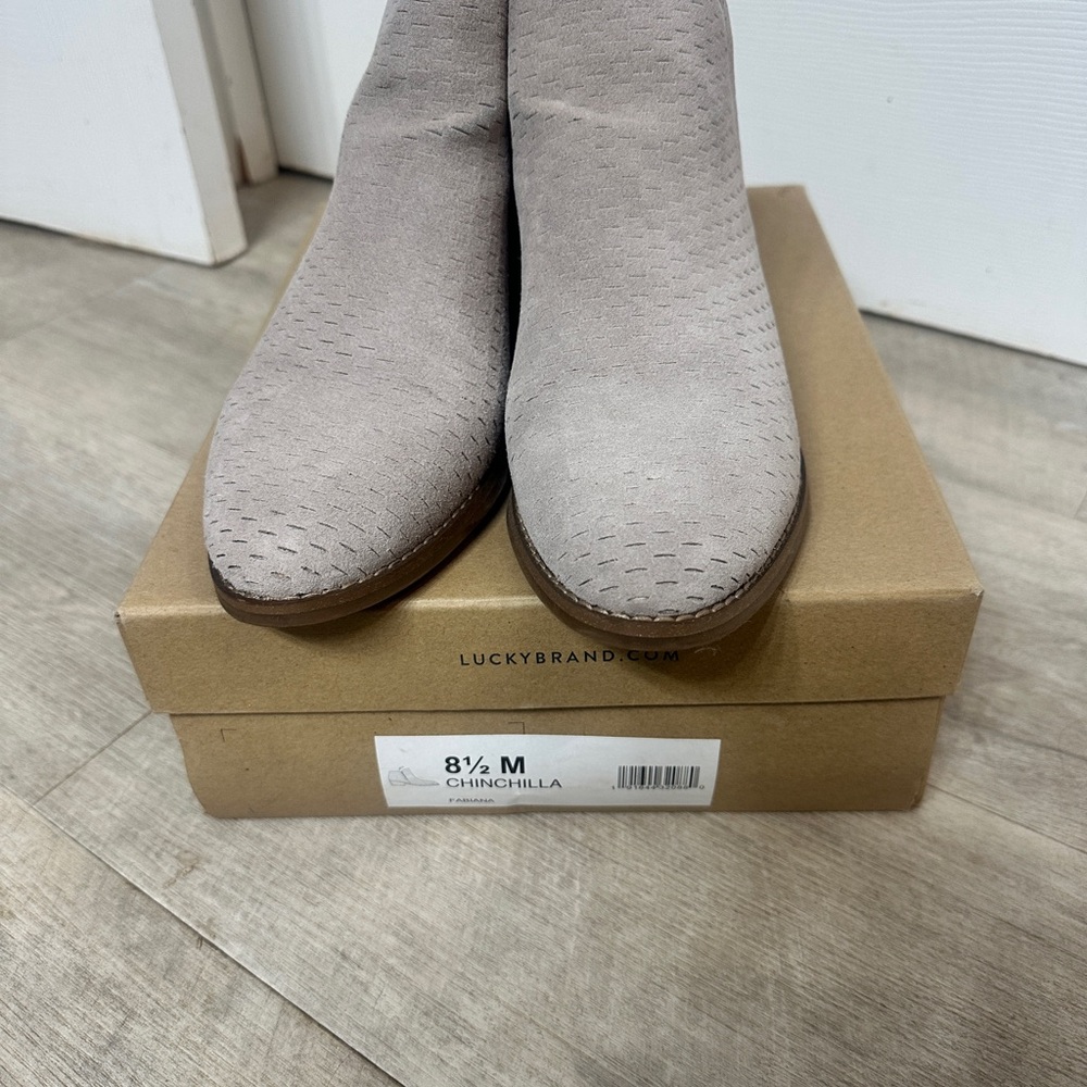 Lucky Brand Women's Chinchilla Ankle Booties